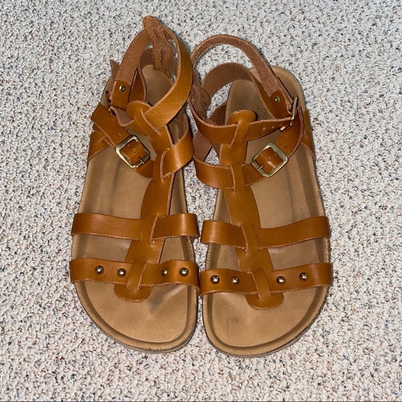 white mountain gladiator sandals